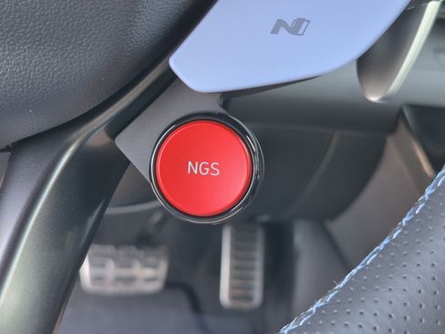 New 2026 Hyundai Elantra N FWD image 32
