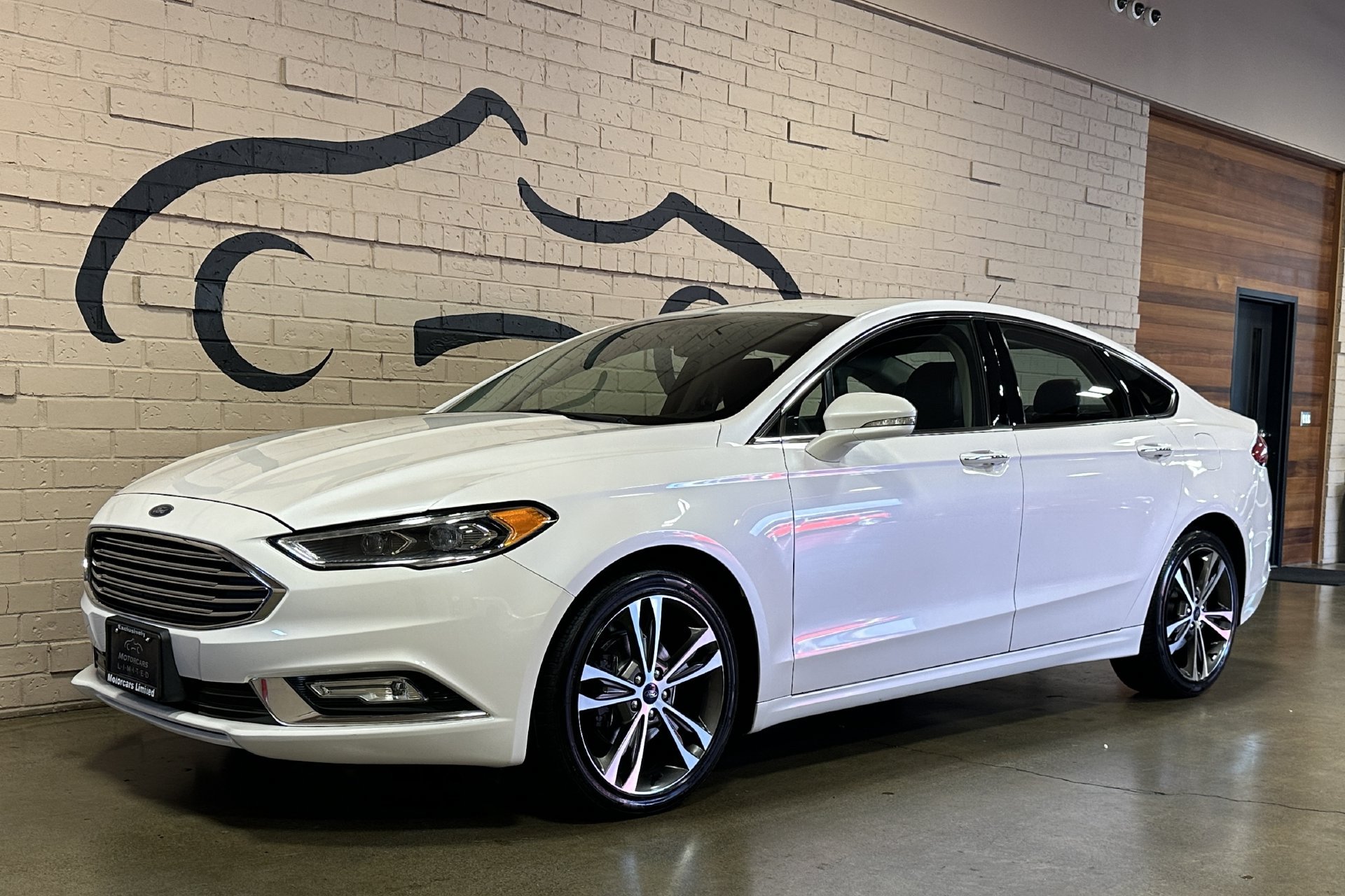 Used 2018 Ford Fusion Titanium AWD/4WD image 9