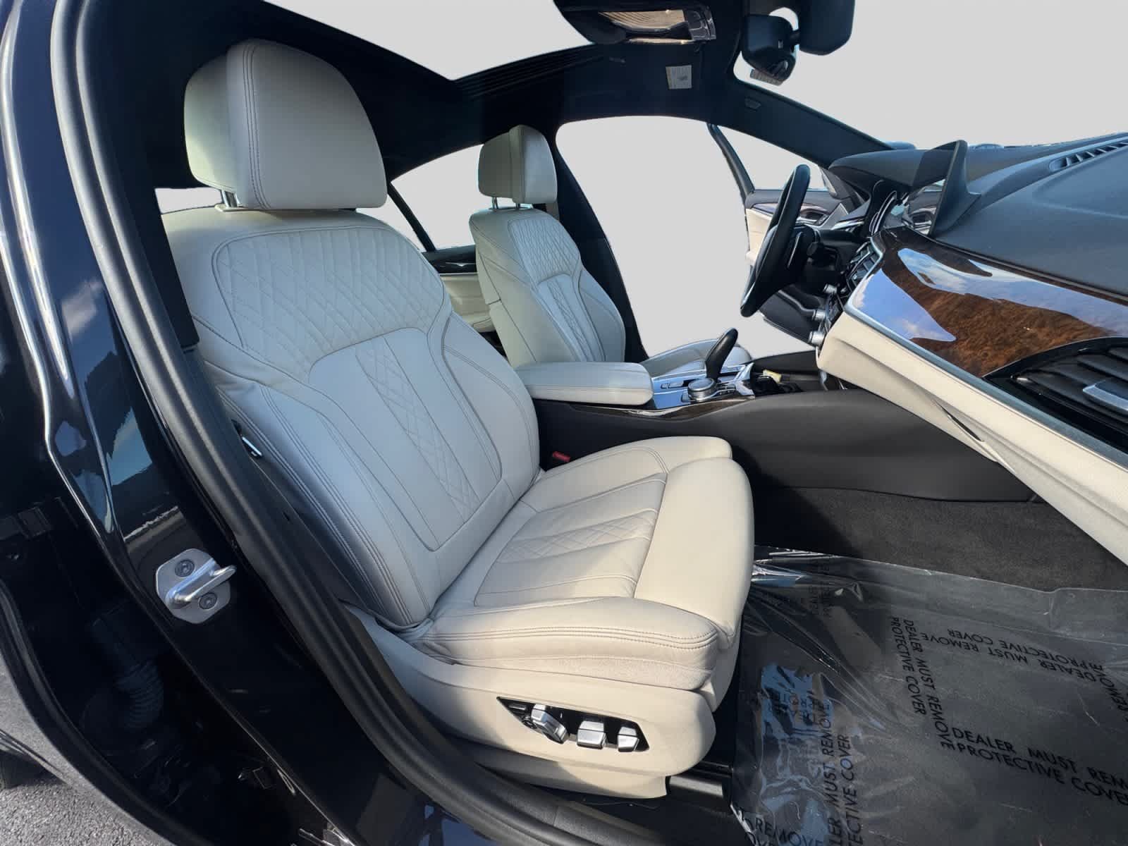 Used 2017 BMW 540i xDrive AWD/4WD image 20