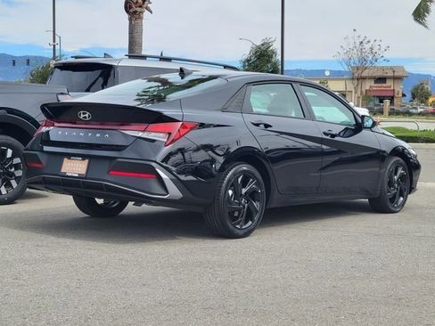 New 2026 Hyundai Elantra Sport image 2