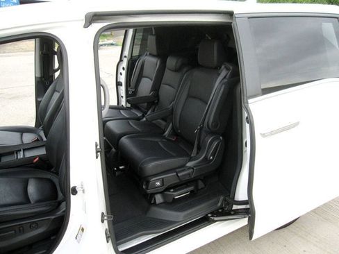 Used 2022 Honda Odyssey Touring image 27