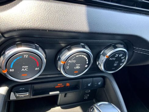 Used 2025 MAZDA MX-5 Miata RF Grand Touring RWD image 28
