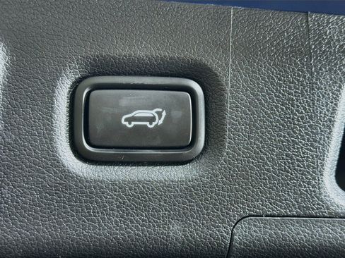 Used 2021 Hyundai Santa Fe SEL w/ Convenience + Premium Package FWD image 30