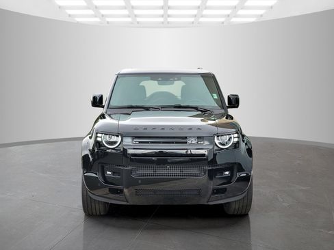 New 2026 Land Rover Defender 130 X-Dynamic SE AWD/4WD image 2