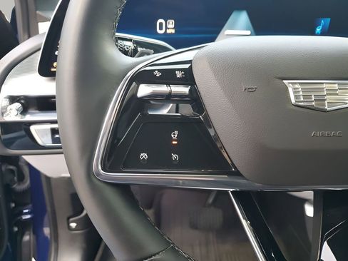 Certified 2024 Cadillac Lyriq Luxury image 33