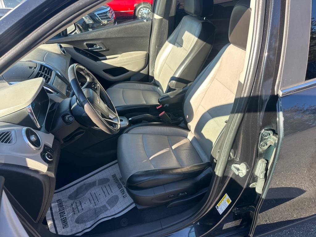 Used 2015 Chevrolet Trax LTZ AWD/4WD image 6