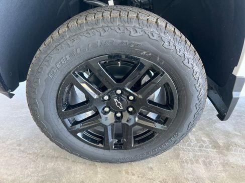 New 2025 Chevrolet Silverado 1500 Custom Trail Boss image 27