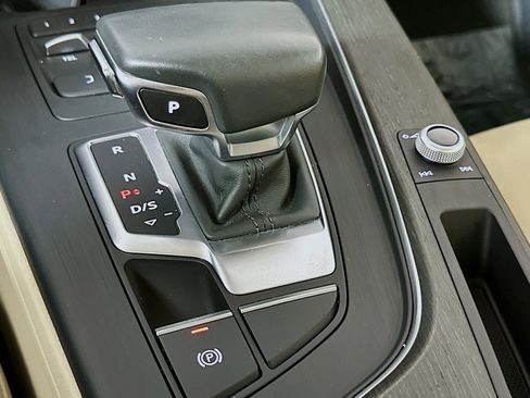 Used 2019 Audi A4 2.0T Premium FWD image 7