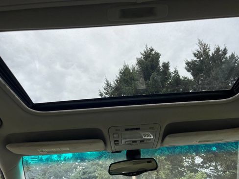 Used 2004 Lexus RX 330 AWD image 8