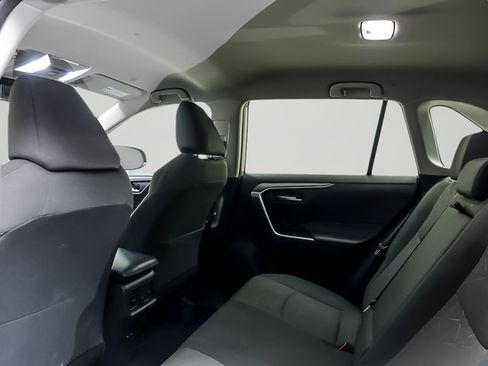 Certified 2024 Toyota RAV4 XLE FWD image 10