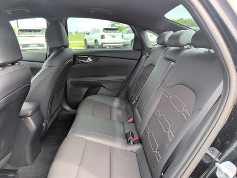 Used 2022 Kia Forte GT-Line w/ GT-Line Technology Package FWD image 31