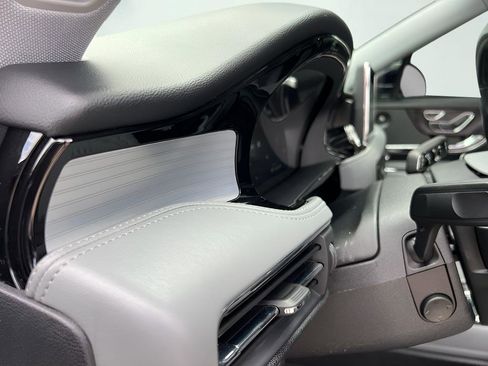 Used 2021 Lincoln Corsair Grand Touring image 38