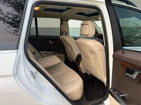 Used 2013 Mercedes-Benz GLK 350 4MATIC image 23