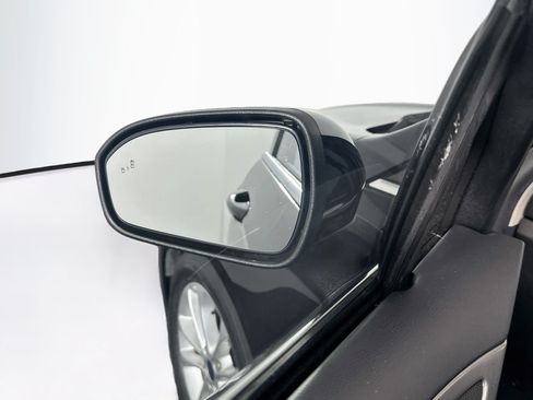 Used 2020 Ford Fusion SE FWD image 16
