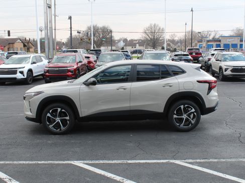 New 2026 Chevrolet Trax RS image 6