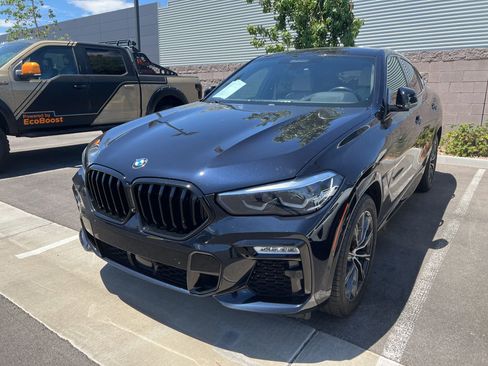 Used 2021 BMW X6 xDrive40i w/ M Sport Package AWD/4WD image 2