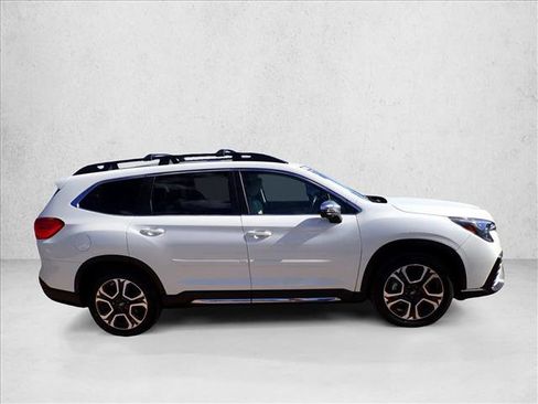 Used 2023 Subaru Ascent Limited w/ Technology Package image 5