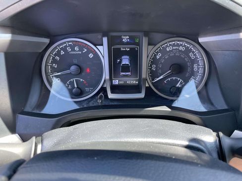 Used 2023 Toyota Tacoma SR5 image 37