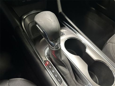 Used 2021 Chevrolet Malibu LS image 33