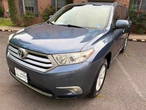 Used 2013 Toyota Highlander SE AWD/4WD image 11