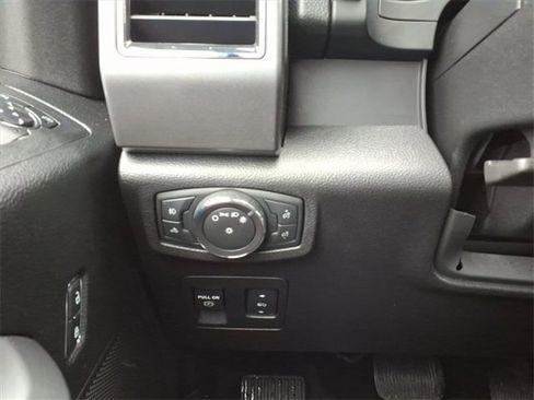 Certified 2018 Ford F150 XLT w/ Equipment Group 301A Mid image 14