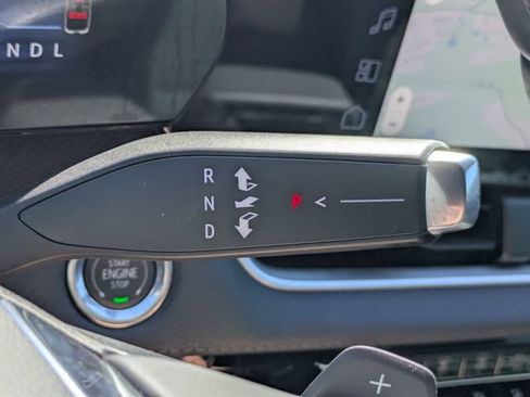 New 2026 Chevrolet Equinox LT w/ Safety and Technology Package FWD image 21