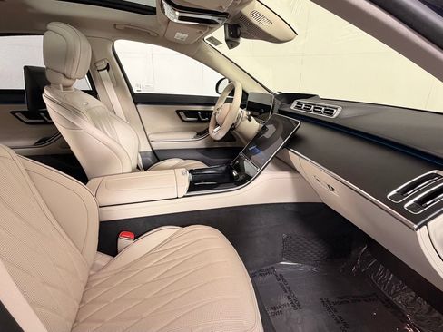Used 2025 Mercedes-Benz S 63 AMG S image 25