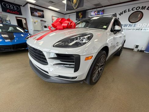 Used 2021 Porsche Macan S AWD/4WD image 23