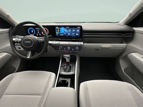 New 2026 Hyundai Kona SE image 14