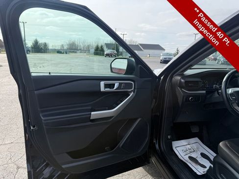 Used 2023 Ford Explorer XLT w/ Class IV Trailer Tow Package image 11