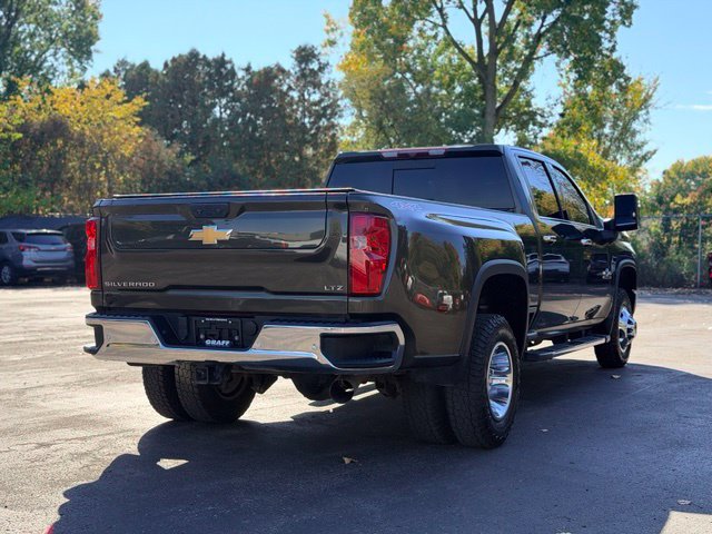 Used 2022 Chevrolet Silverado 3500 LTZ w/ LTZ Texas Edition AWD/4WD image 5