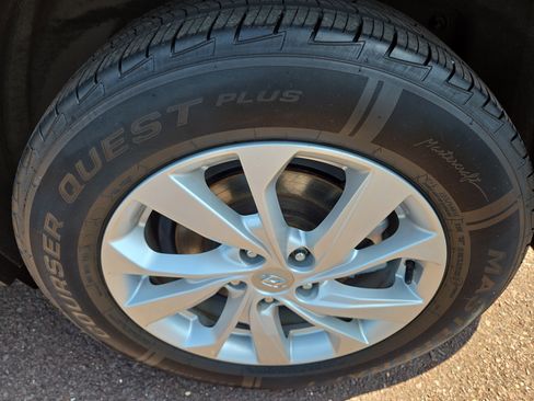 Used 2019 Hyundai Tucson SE AWD/4WD image 10