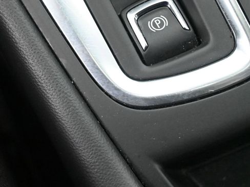 Used 2024 Chevrolet Equinox LT image 31