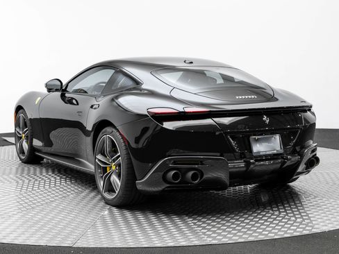 Certified 2024 Ferrari Roma image 3