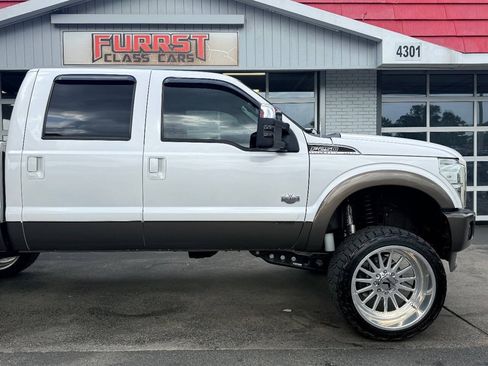 Used 2015 Ford F250 King Ranch w/ FX4 Off-Road Package AWD/4WD image 12