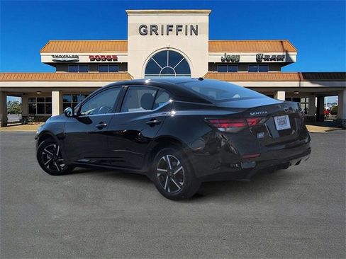 Used 2025 Nissan Sentra SV w/ All-Weather Package image 9