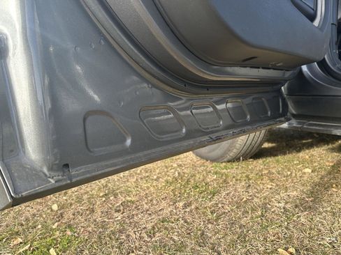 Used 2024 Ford Escape ST-Line image 4