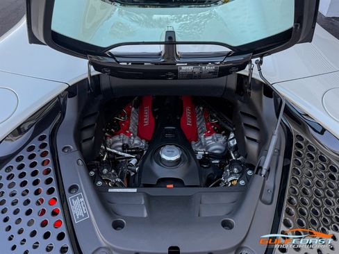 Used 2024 Ferrari SF90 Spider image 36