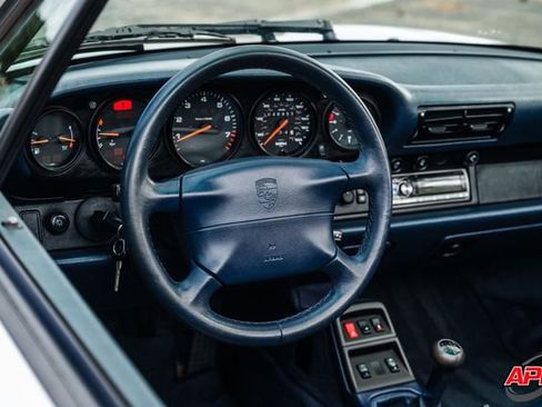 Used 1997 Porsche 911 Carrera image 6