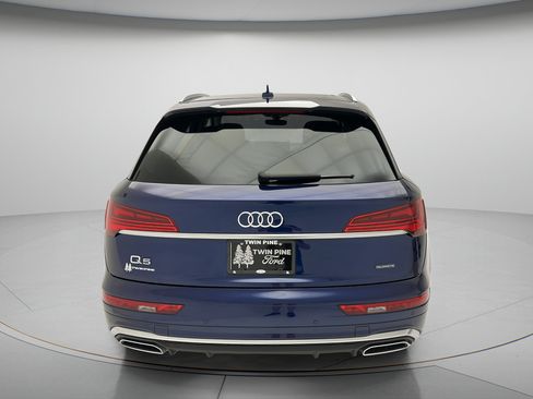 Used 2023 Audi Q5 2.0T Premium w/ Convenience Package AWD/4WD image 7