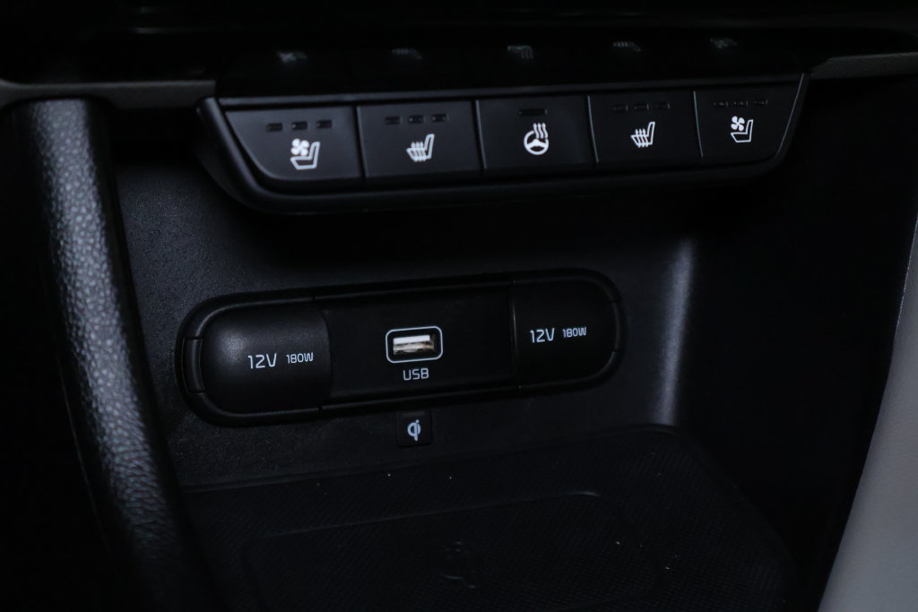Used 2020 Kia Sportage EX w/ EX Technology Package AWD/4WD image 30