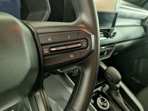 Certified 2024 Chevrolet Colorado Trail Boss w/ Technology Package image 18