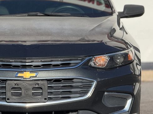 Used 2017 Chevrolet Malibu LS image 12