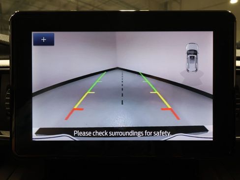 Used 2023 Ford Explorer XLT w/ Equipment Group 202A image 13