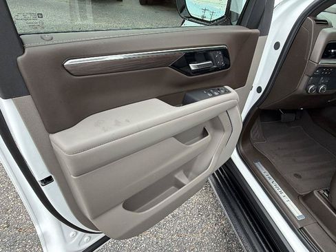New 2026 Chevrolet Tahoe LT RWD image 14