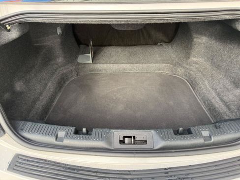 Used 2015 Lincoln MKS FWD image 14