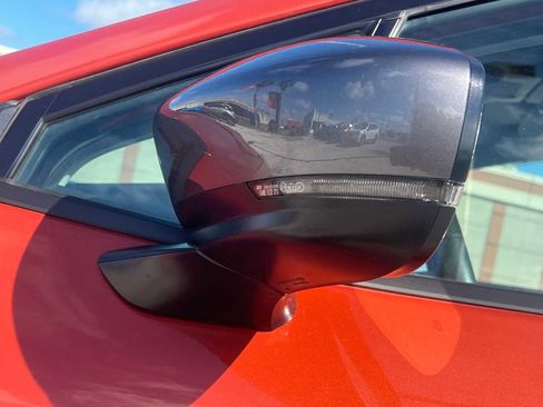 Used 2025 Subaru Crosstrek 2.5i Limited w/ Popular Package #3A image 12