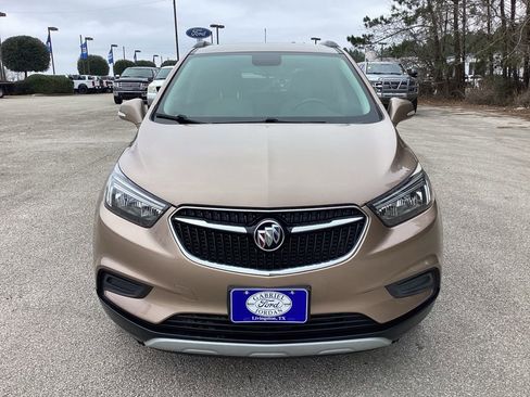 Used 2019 Buick Encore Preferred w/ Safety Package image 2