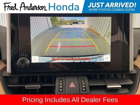 Used 2025 Toyota RAV4 XLE Premium FWD image 15