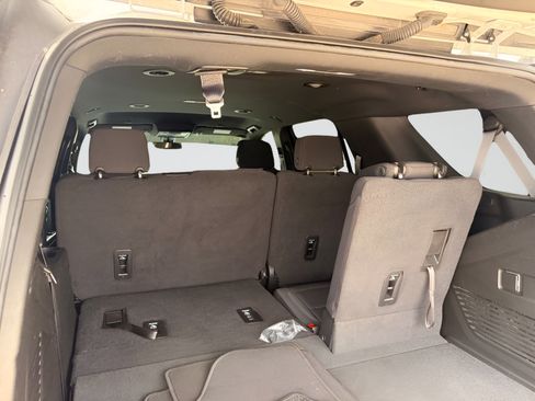 Used 2022 GMC Yukon SLE w/ Max Trailering Package AWD/4WD image 13